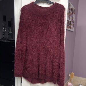 A New Day Women's Fuzzy Burgundy Sweater M